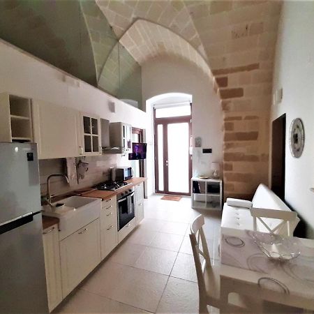 Ferienwohnung Casa Mima: Locazione Turistica Nel Centro Storico Brindisi Exterior foto